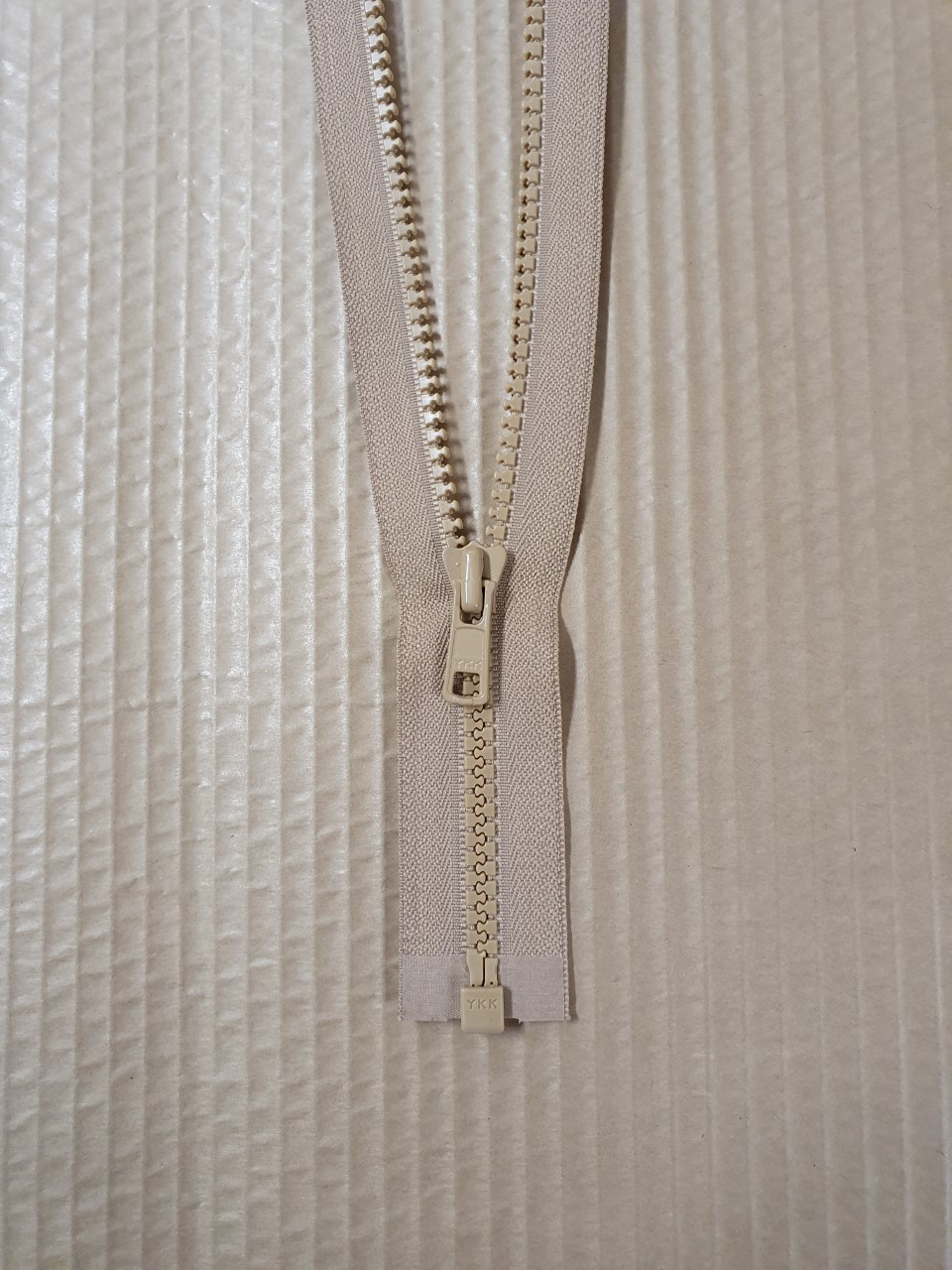 Blixtlås VFO-56 50 cm beige