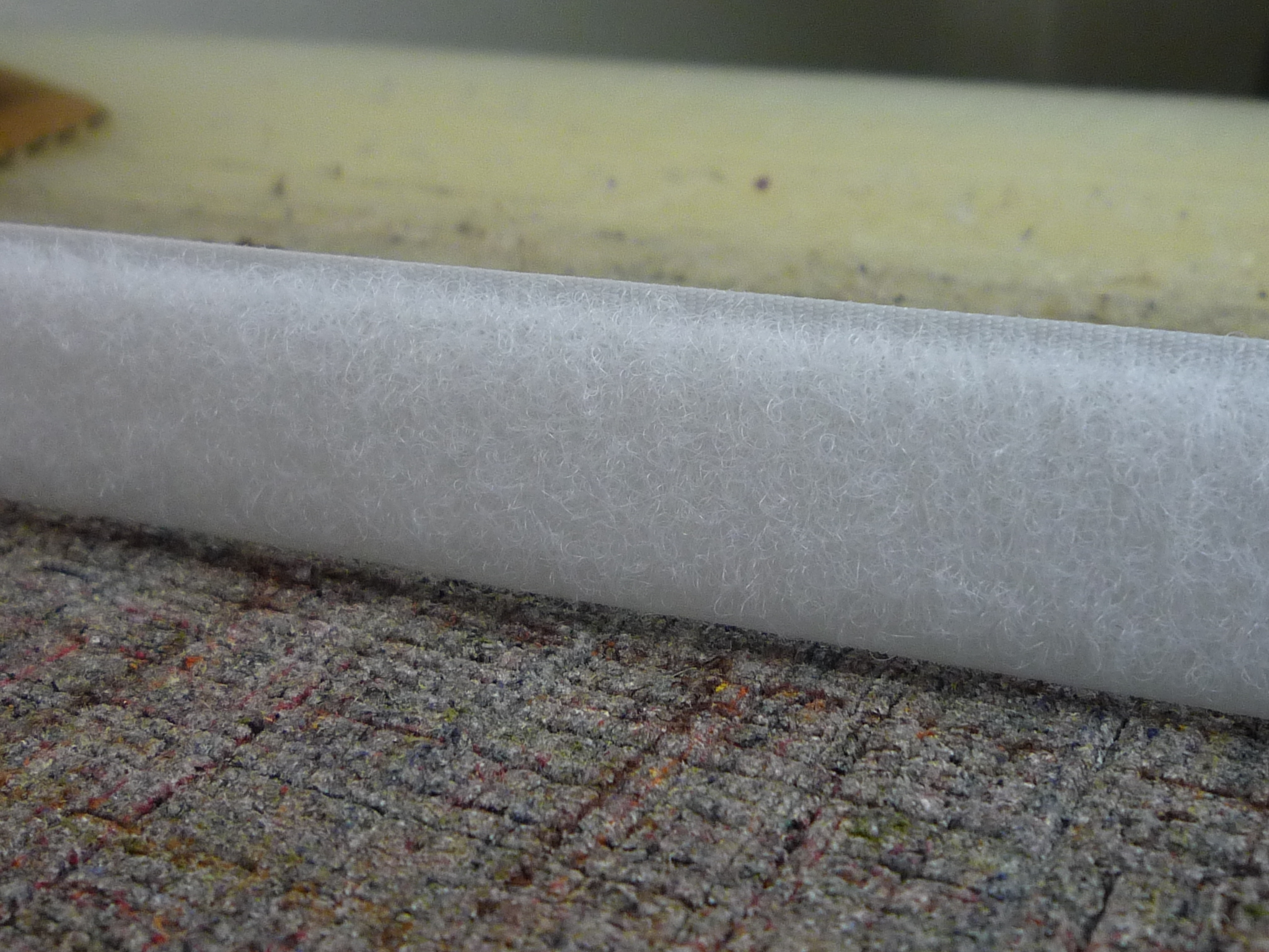 Kardborrband Elastisk Velour 30mm Beige