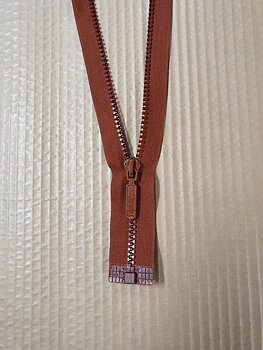 Blixtlås VFO-56 52 cm lång kläpp fg Rostbrun