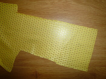 2049 Gul 100% polyester Bredd 150 cm