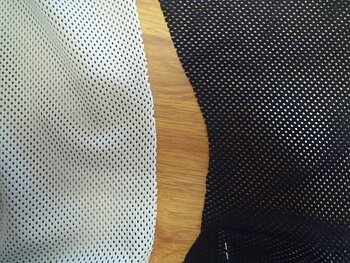 552 Mesh 100 polyester 150 cm bredd
