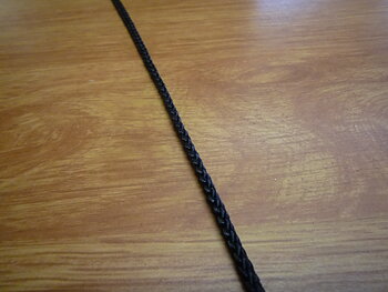 Polyestersnodd 4mm Svart