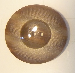 Knapp 2-håls 16 Brunbeige 28mm