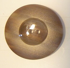 Knapp 2-håls 16 Brunbeige 28mm