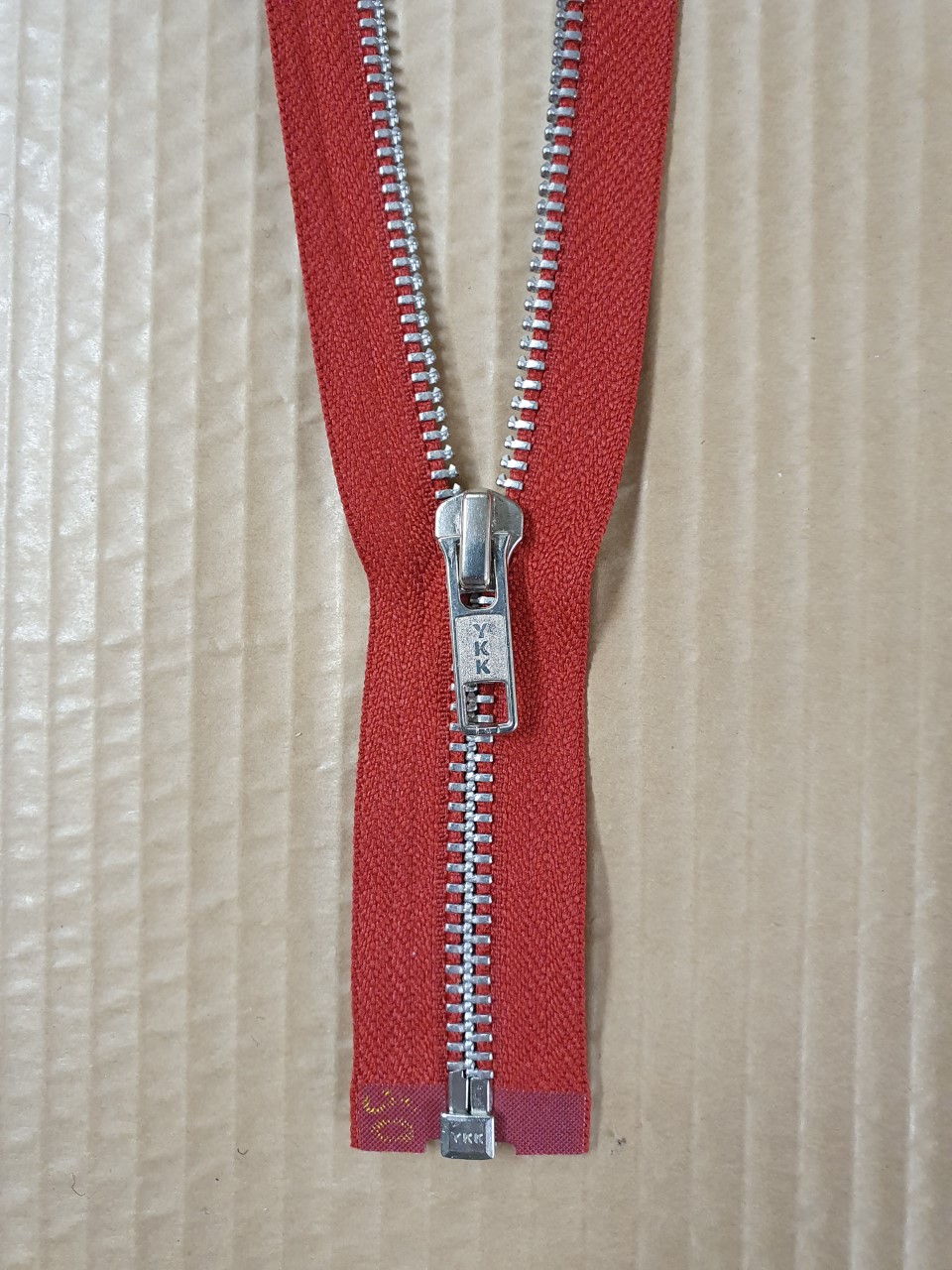Blixtlås NO-56 50 cm fg röd