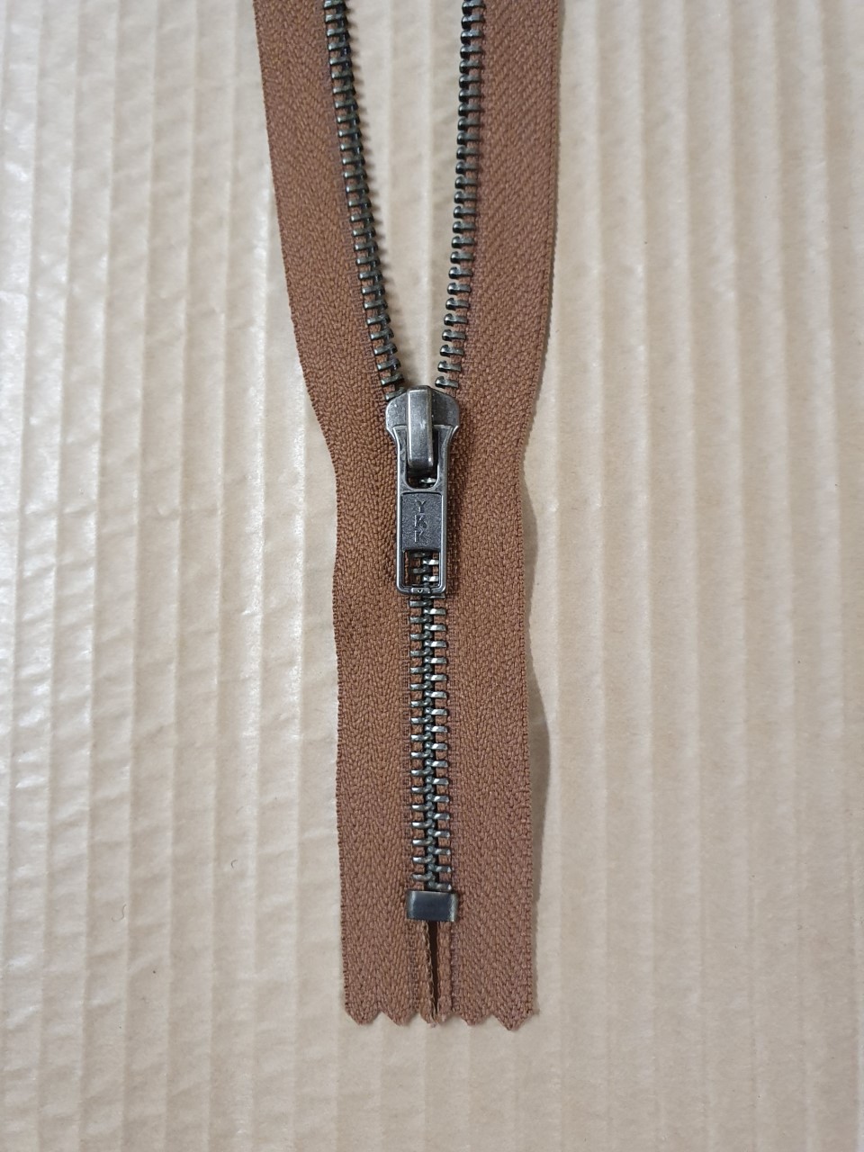 Blixtlås ANC-56 48 cm fg konjak