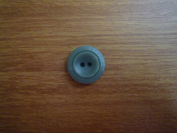 Knapp 4-håls 36mm fg. S701