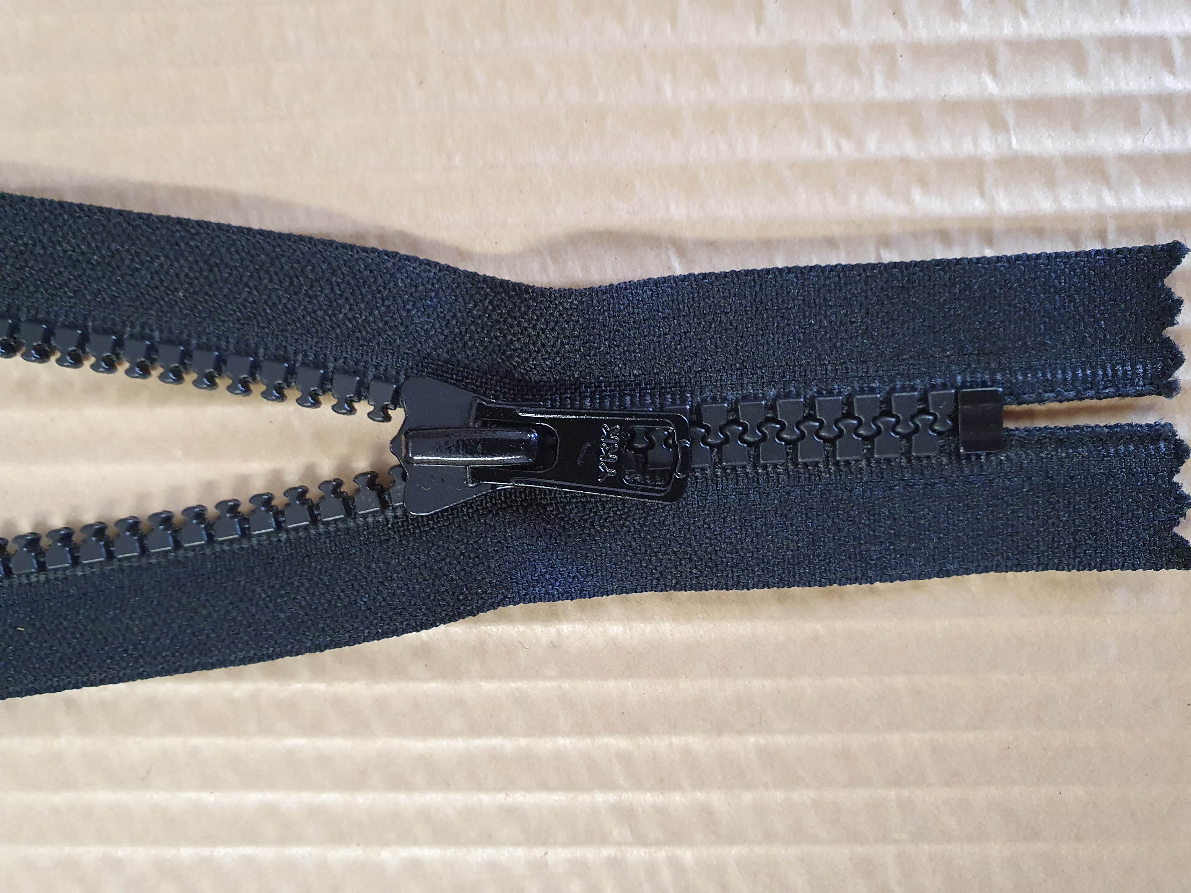 Blixtlås VFC-86 30 cm fg Svart