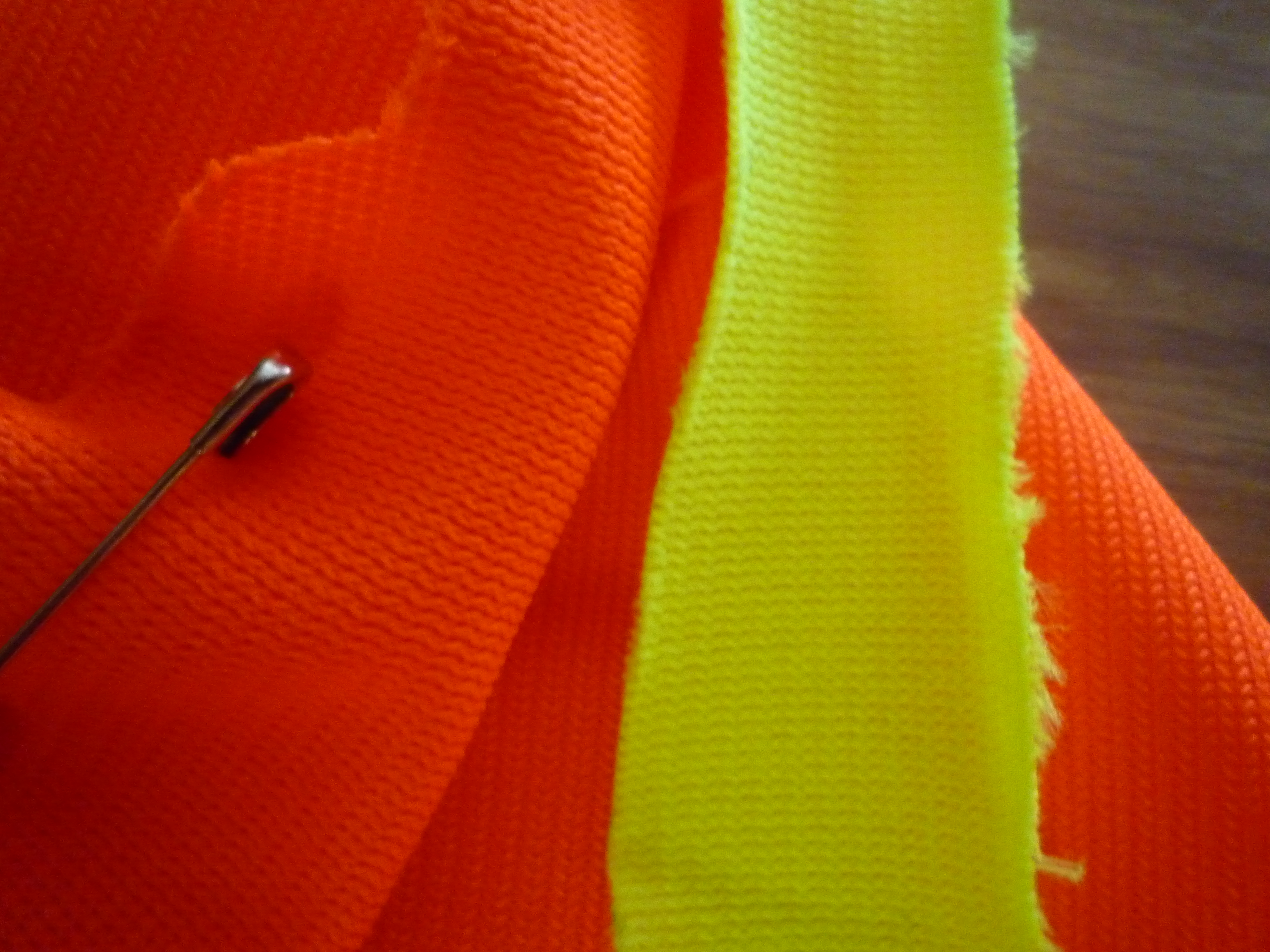 5118 Fluorescerande