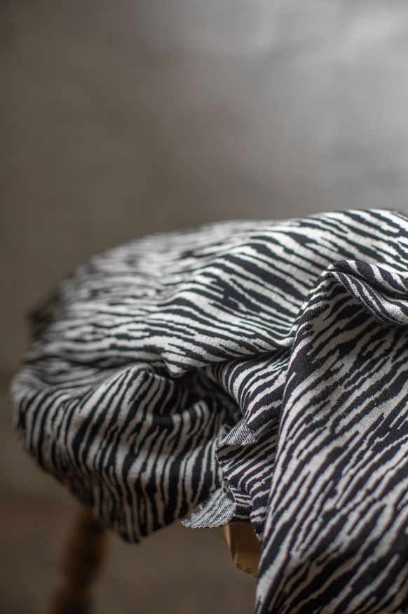 Bark Jacquard Ekologisk Black/Sand