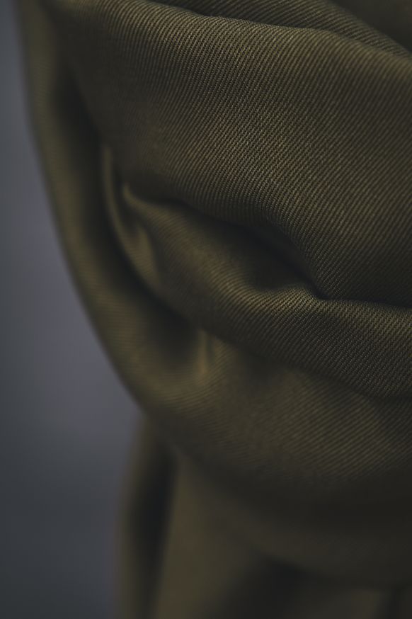 Smooth Drape Twill Kahki Tencel - 3