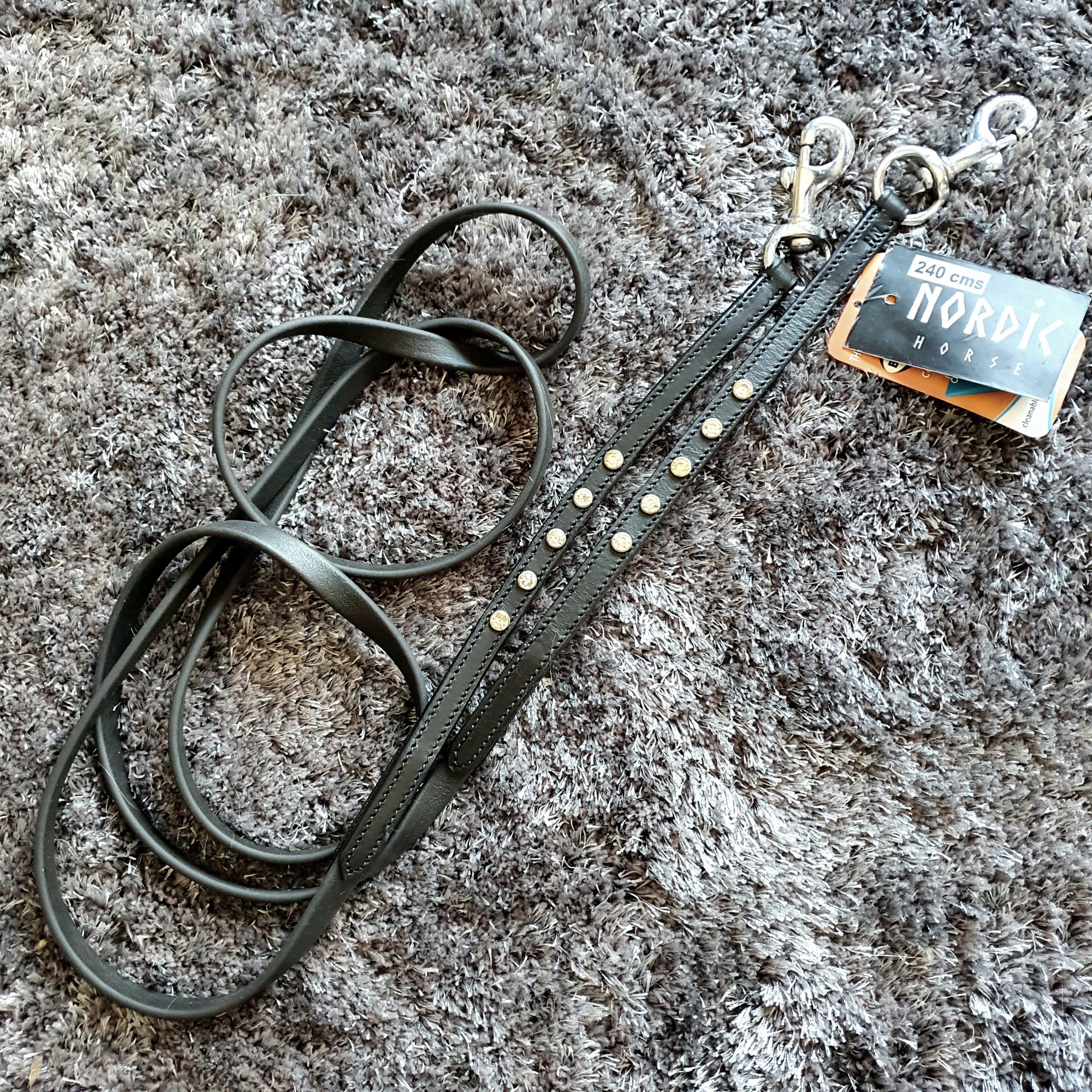  Nordic-Hors äkta biothane tygel svart med 5 stenar som sitter i läder delen, hakar crom Längd 248 cm Bred 13 mm - 3