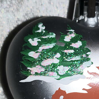 Nr 15 Julkula hjärta silvermatt, Islandshäst fux gran med snö glitter