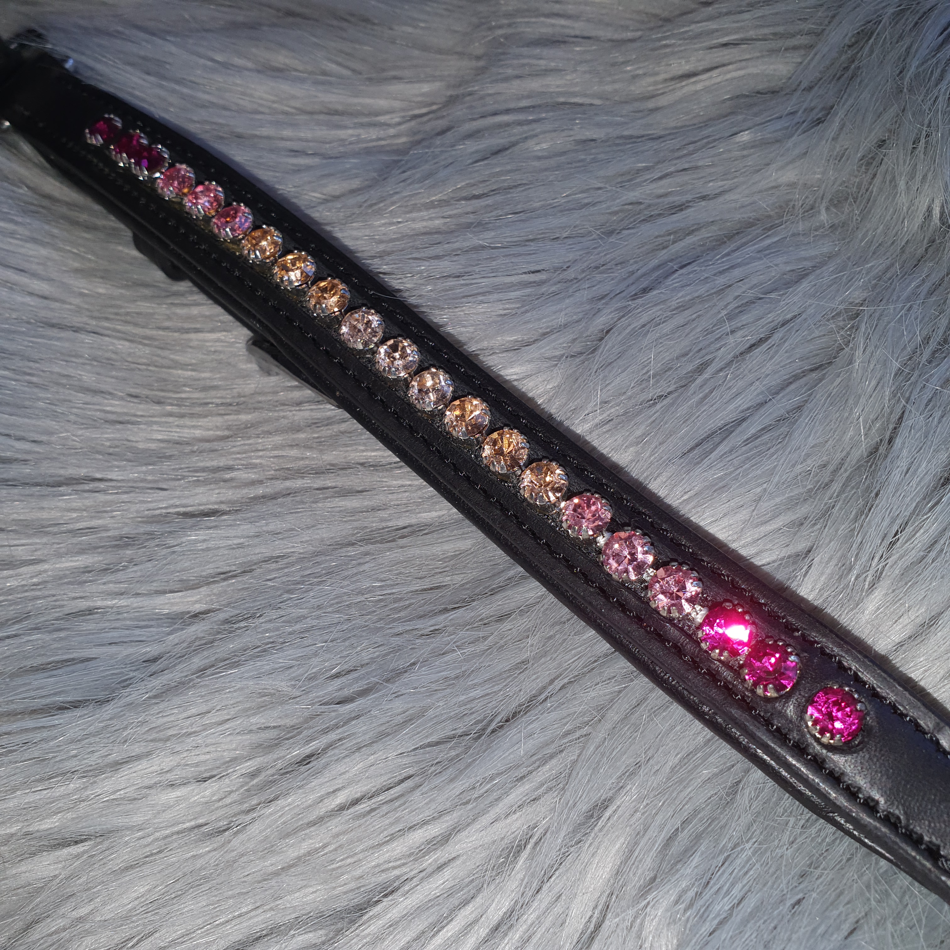Ny Norsic-Horse Nosgrimma i härliga olika  rosa nyanser 22,5 cm - 3