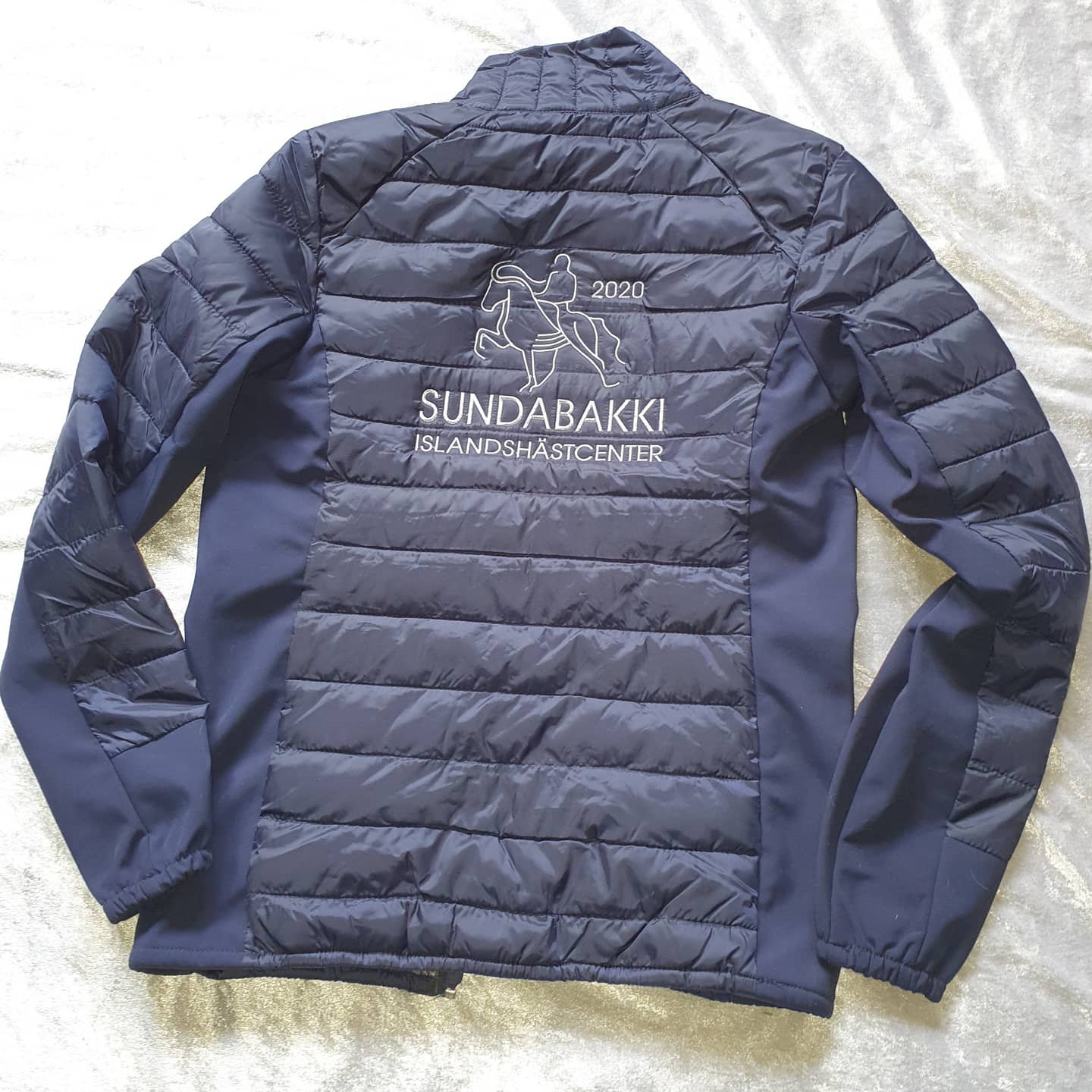 Bubbeljacka / softshell   Marinblå  & Svart  Sundabakki  Kurs jacka  Dam  34 -  44 - 7