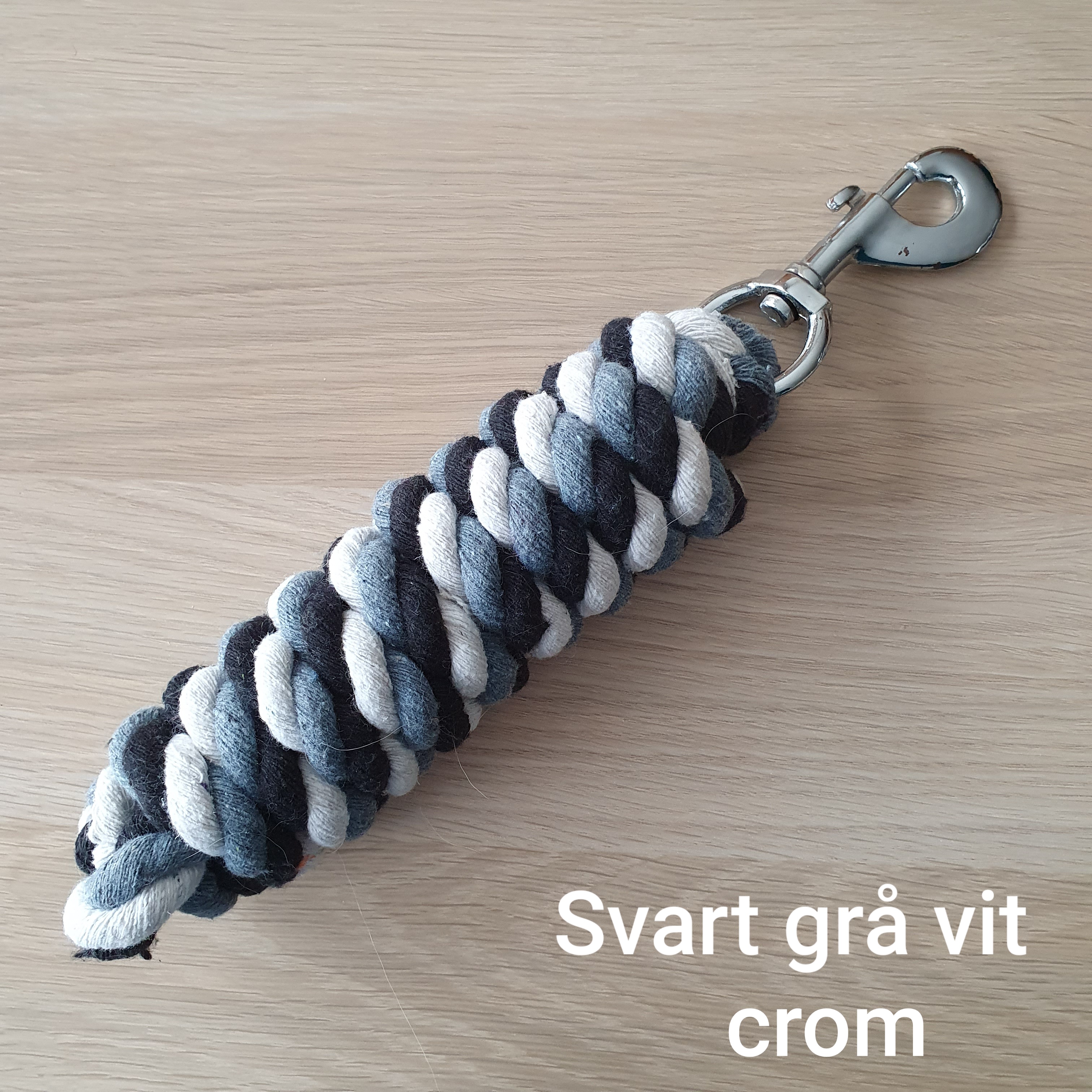 K5 Grimskaft  Svart Vit  Grå  randig 2 meter bomull  crom hake .