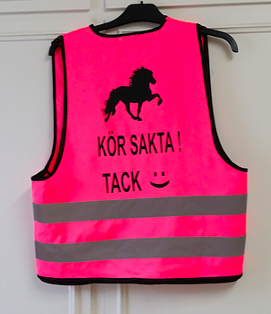 Reflexväst rosa med tryck islandshäst och text :)
