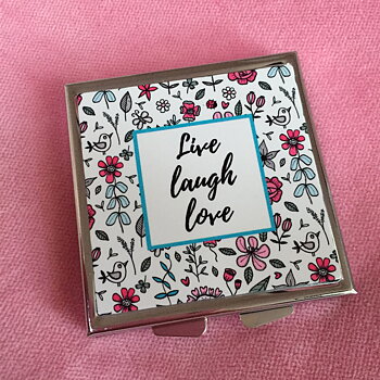 Fickspegel "Live laugh love"