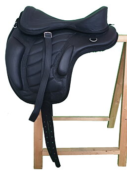 Bomlös allroundsadel i syntetläder- Close contact