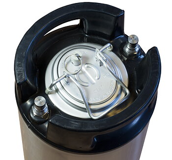 Draft Beer System with a new 19 l ball-lock keg