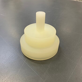 Cannular Table Spacer for 44 cl cans