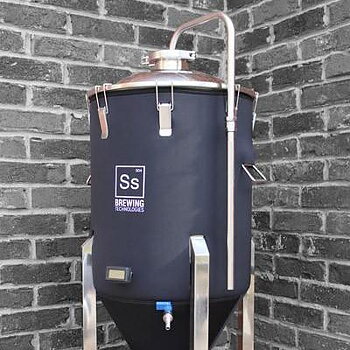 Blow off till BrewMaster Chronical Fermenter 26 l
