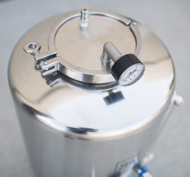 Brite Tank 142 l - 5