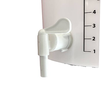 Spigot with straight spout