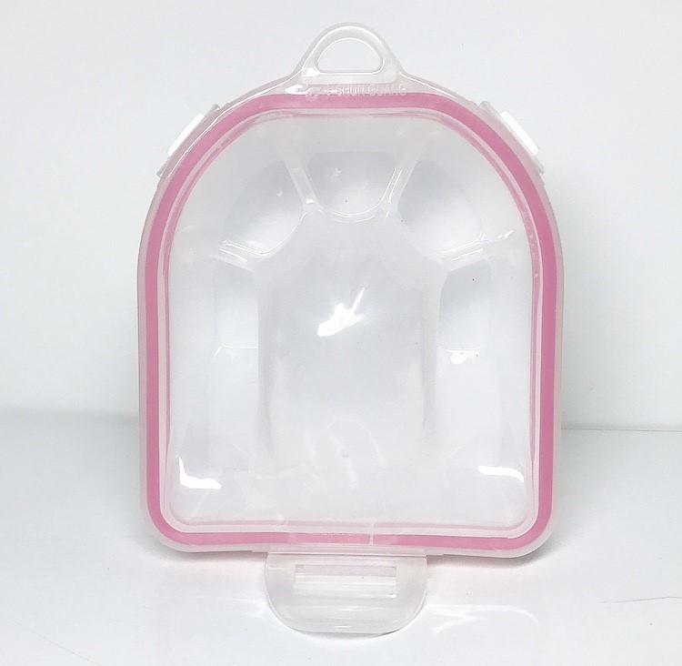 m004 Manicure bowl with liquid safe 