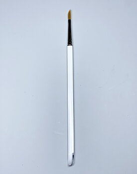 p017 Universal design brush `Pyramid`