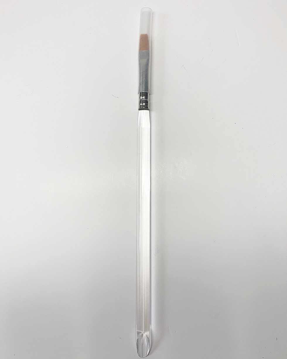 p011 Gel flat brush size 6 