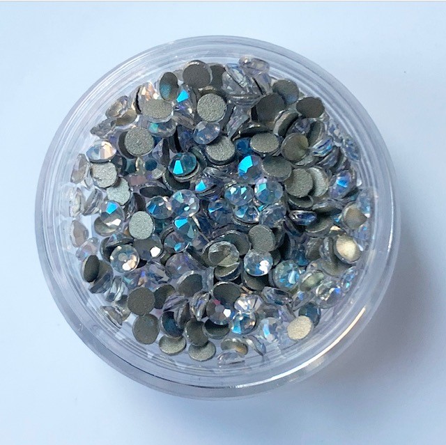 3508 Crystal Fantasy Nails 2,3 mm 