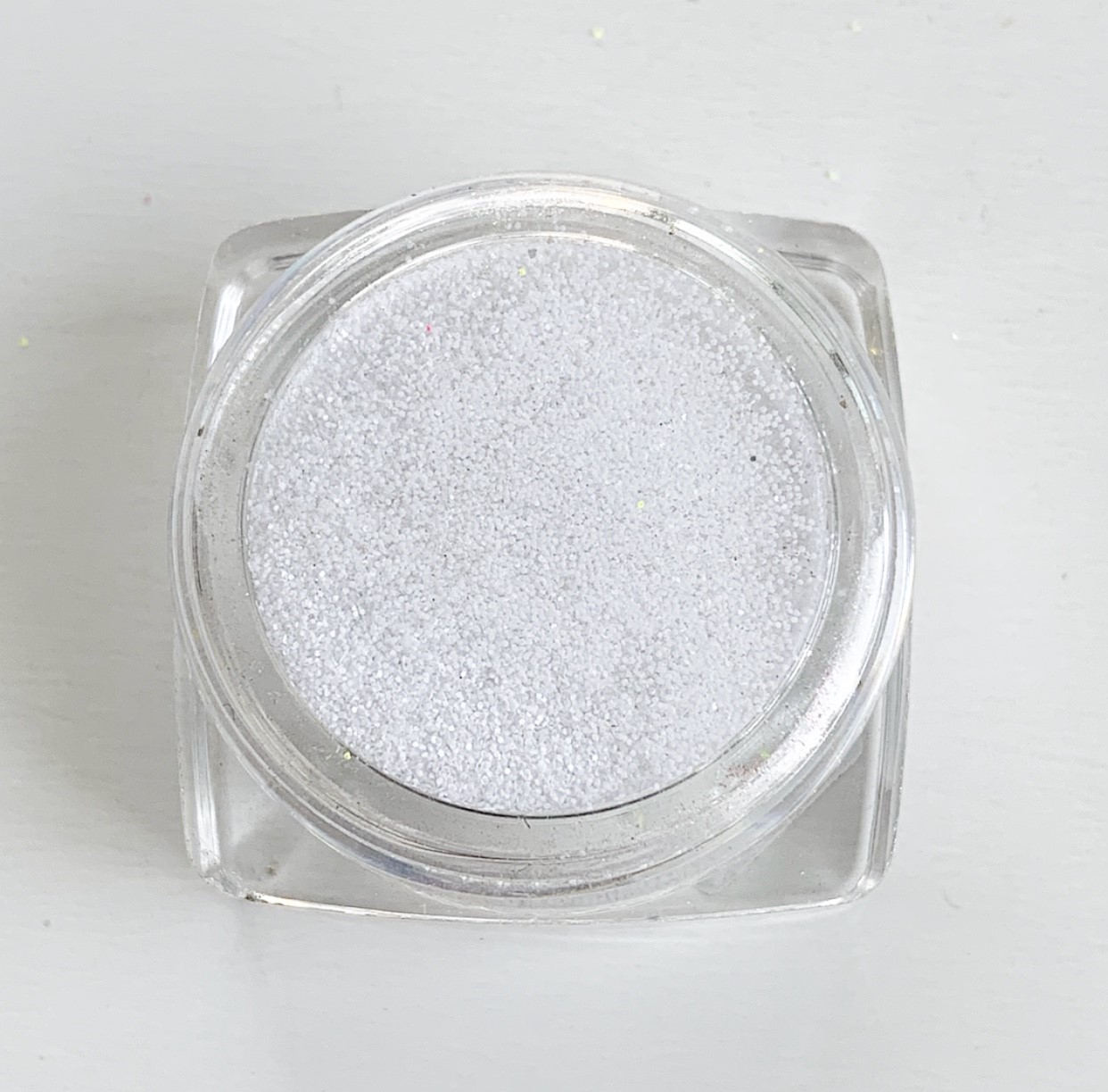 White snow glitter 