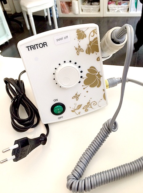 b001 Triton Professional Electric Drill Machine white - 2
