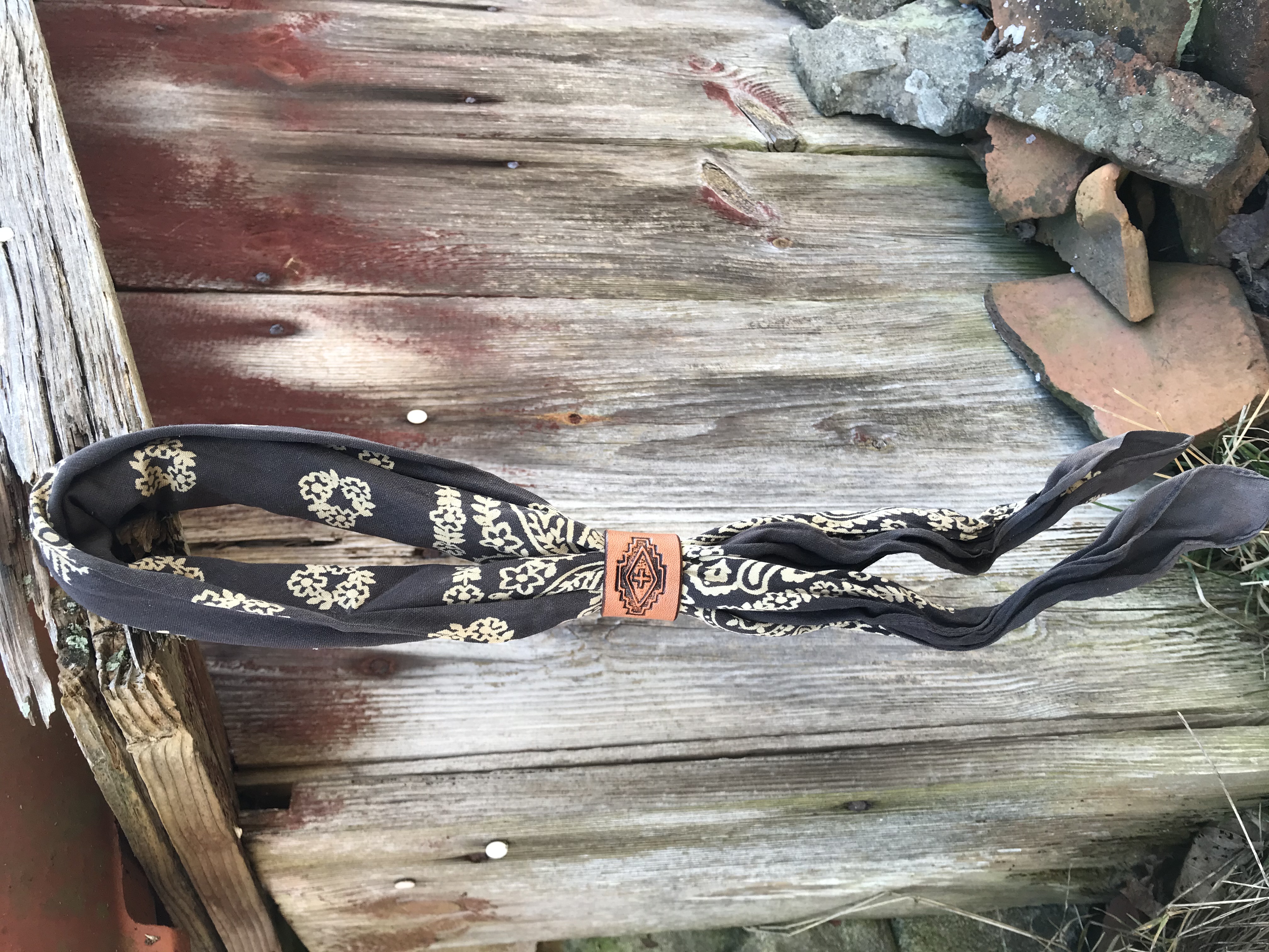 Bandana bolo diamant  - 2