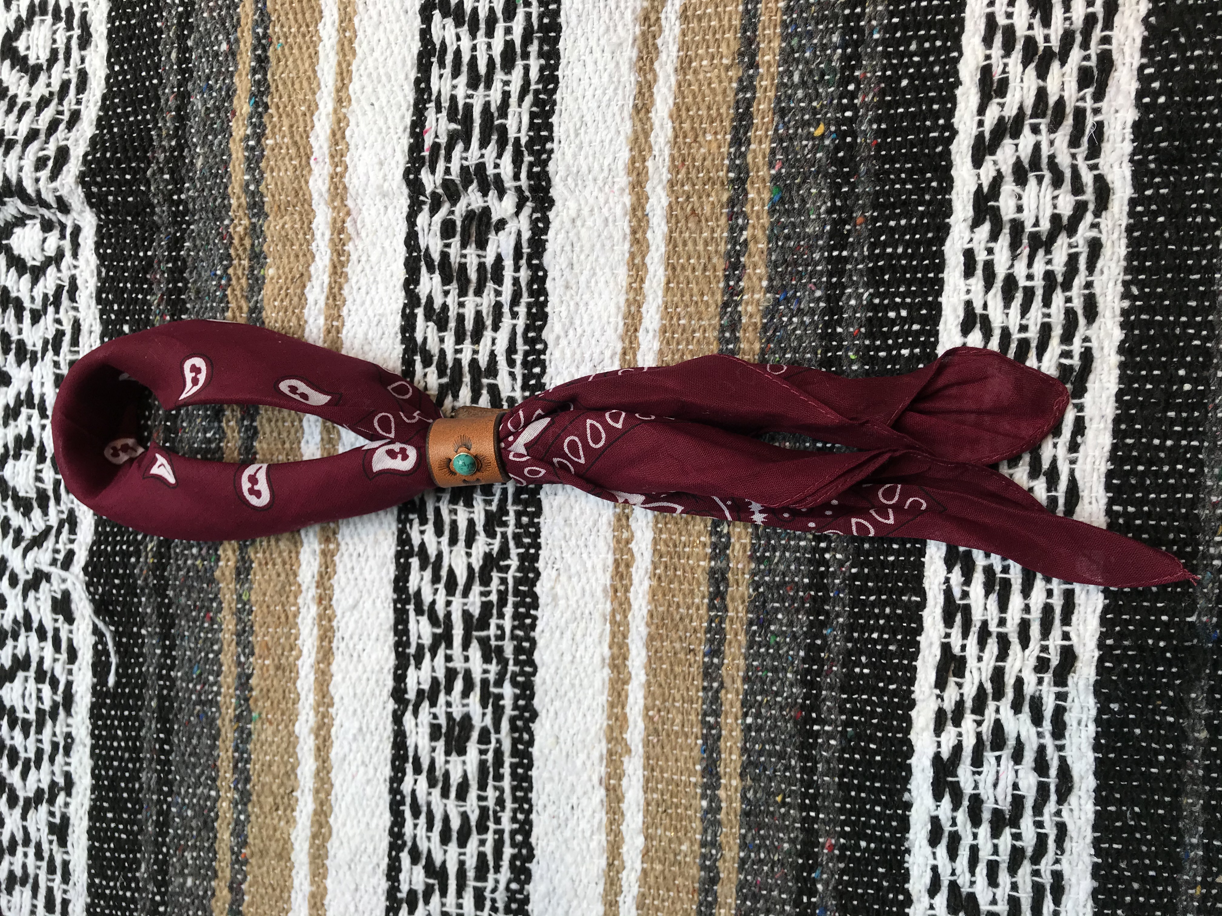 Bandana bolo