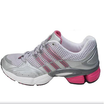 Adidas Sportsko Ezaya, Dammodell