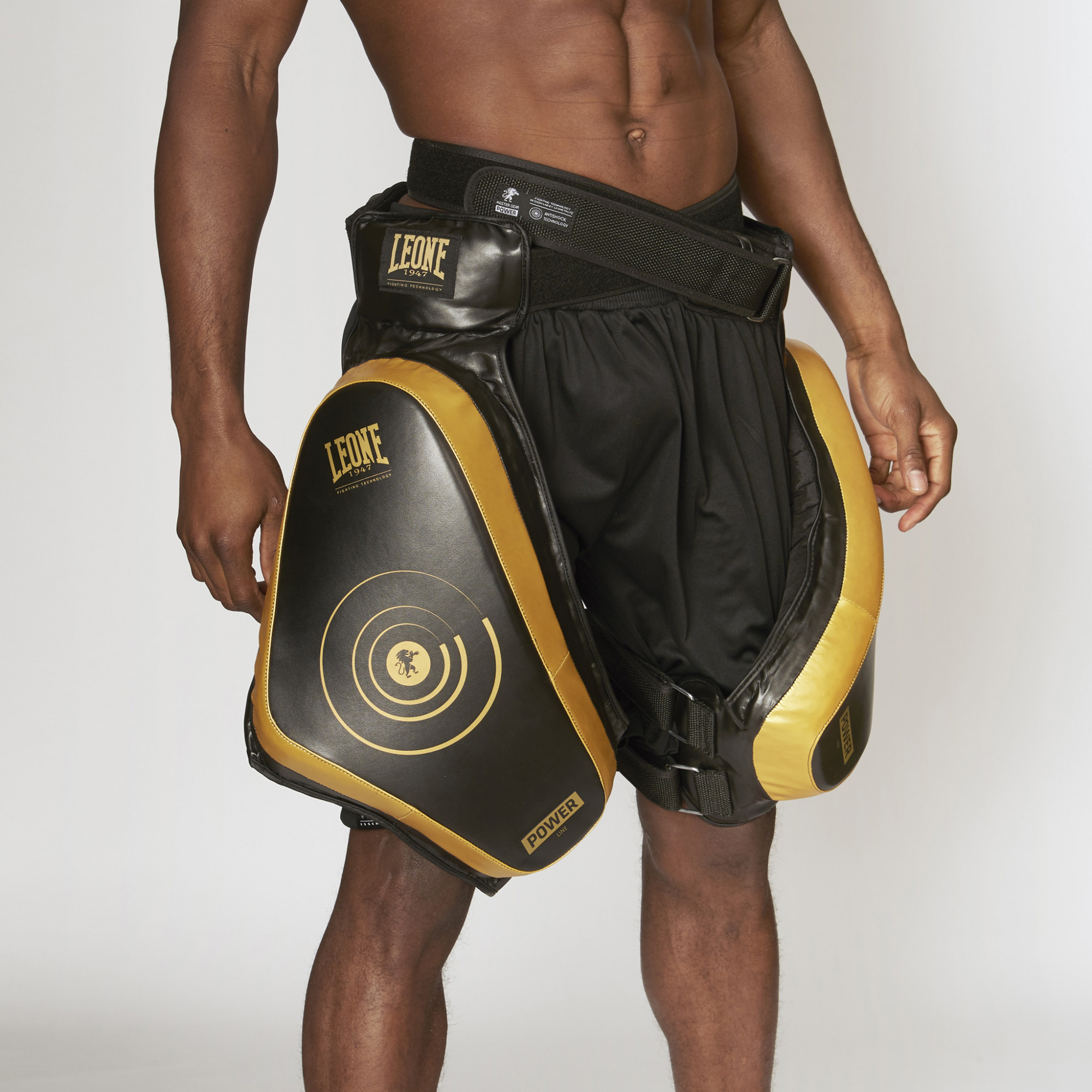 Leone Thigh Protector