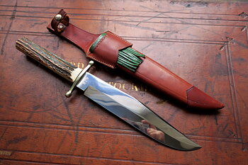 Vintage Huge Bowie Knife pre 1993 - Nyskick