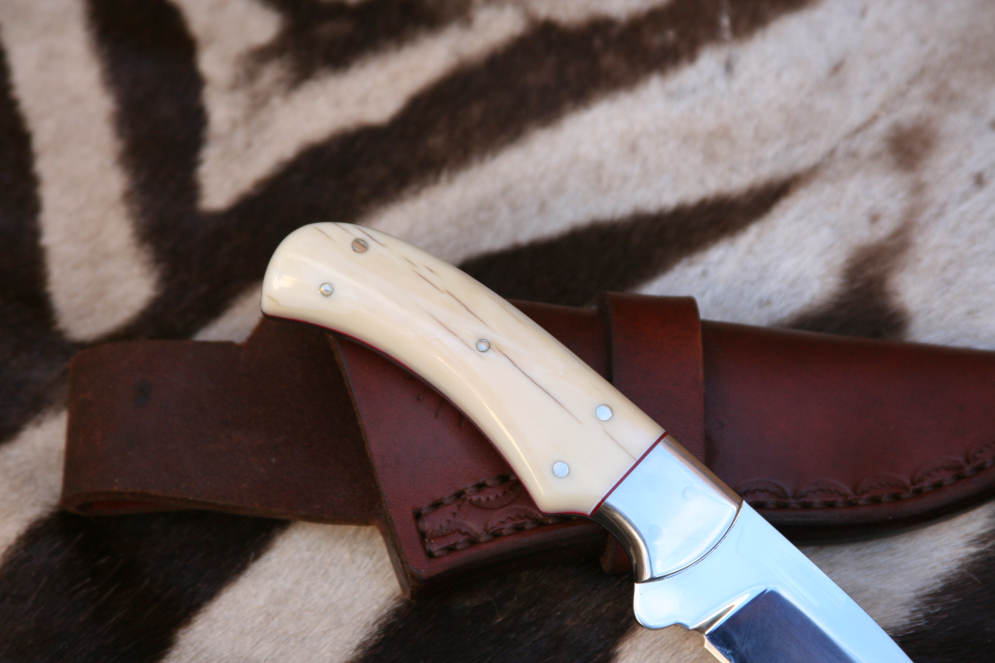 Mammoth Ivory Finger Grip Drop Point Skinning Knife - 8