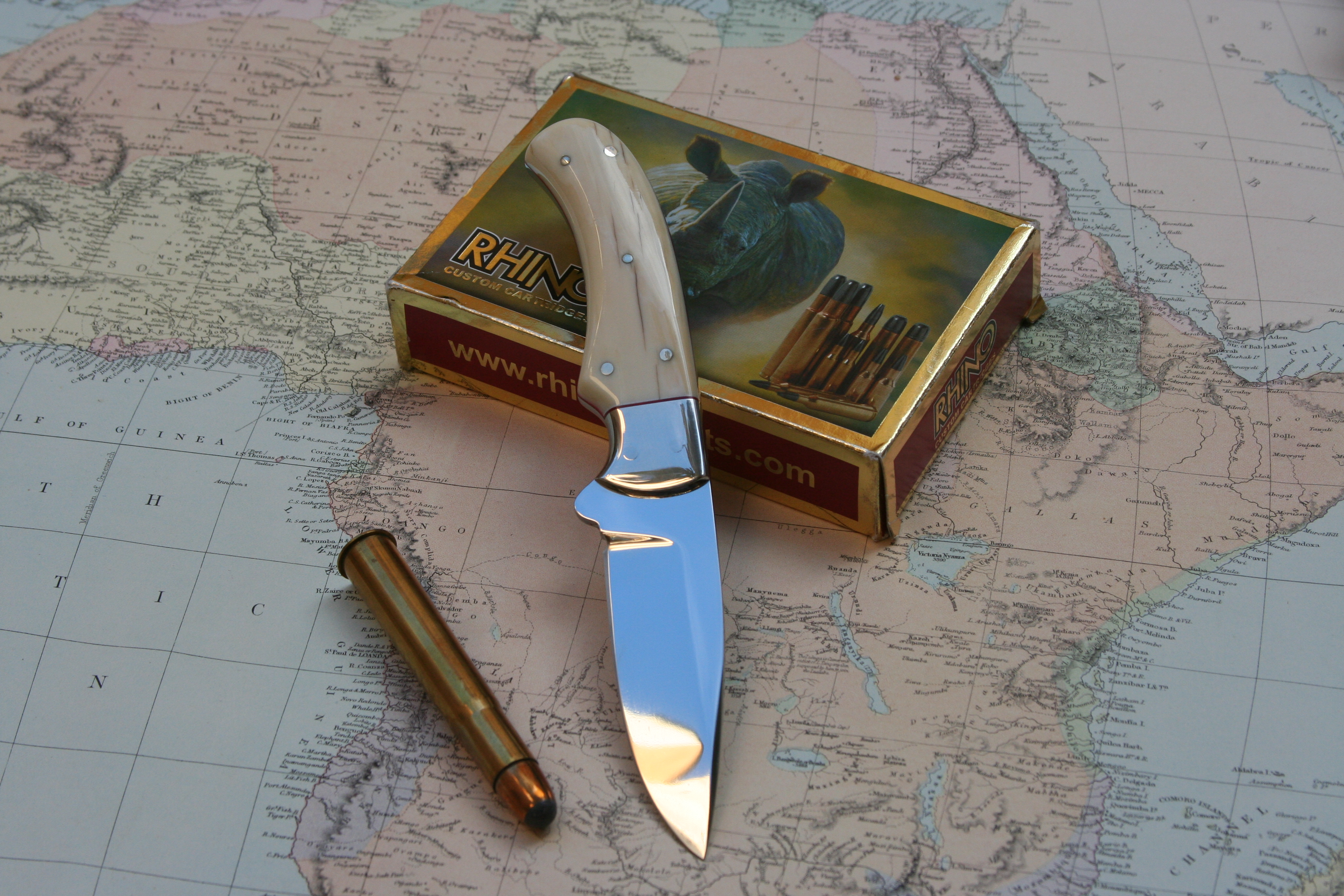 Mammoth Ivory Finger Grip Drop Point Skinning Knife - 15