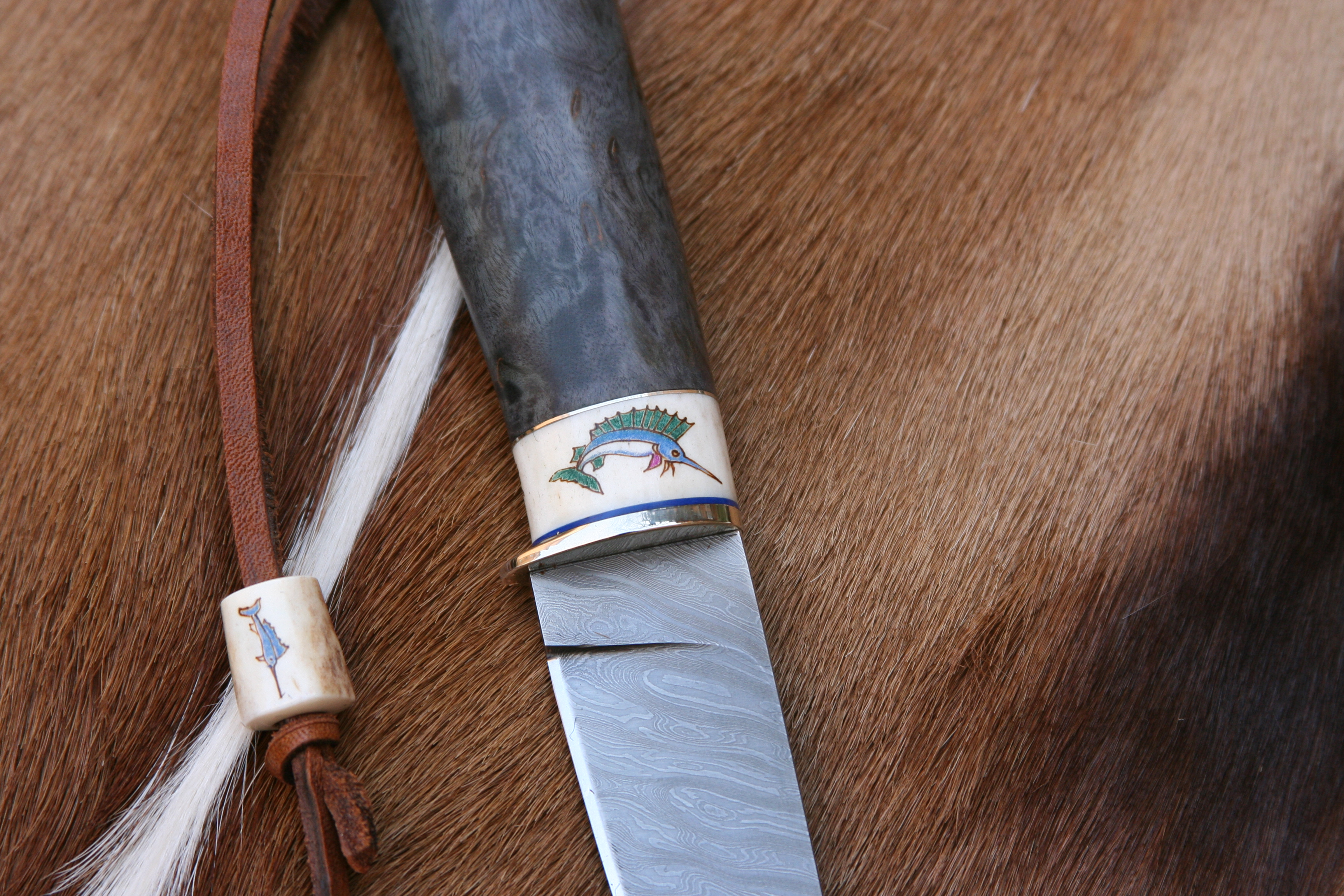 Blue Marlin Scrimshawed High Vanadium Damascus Custom Hunter - 3