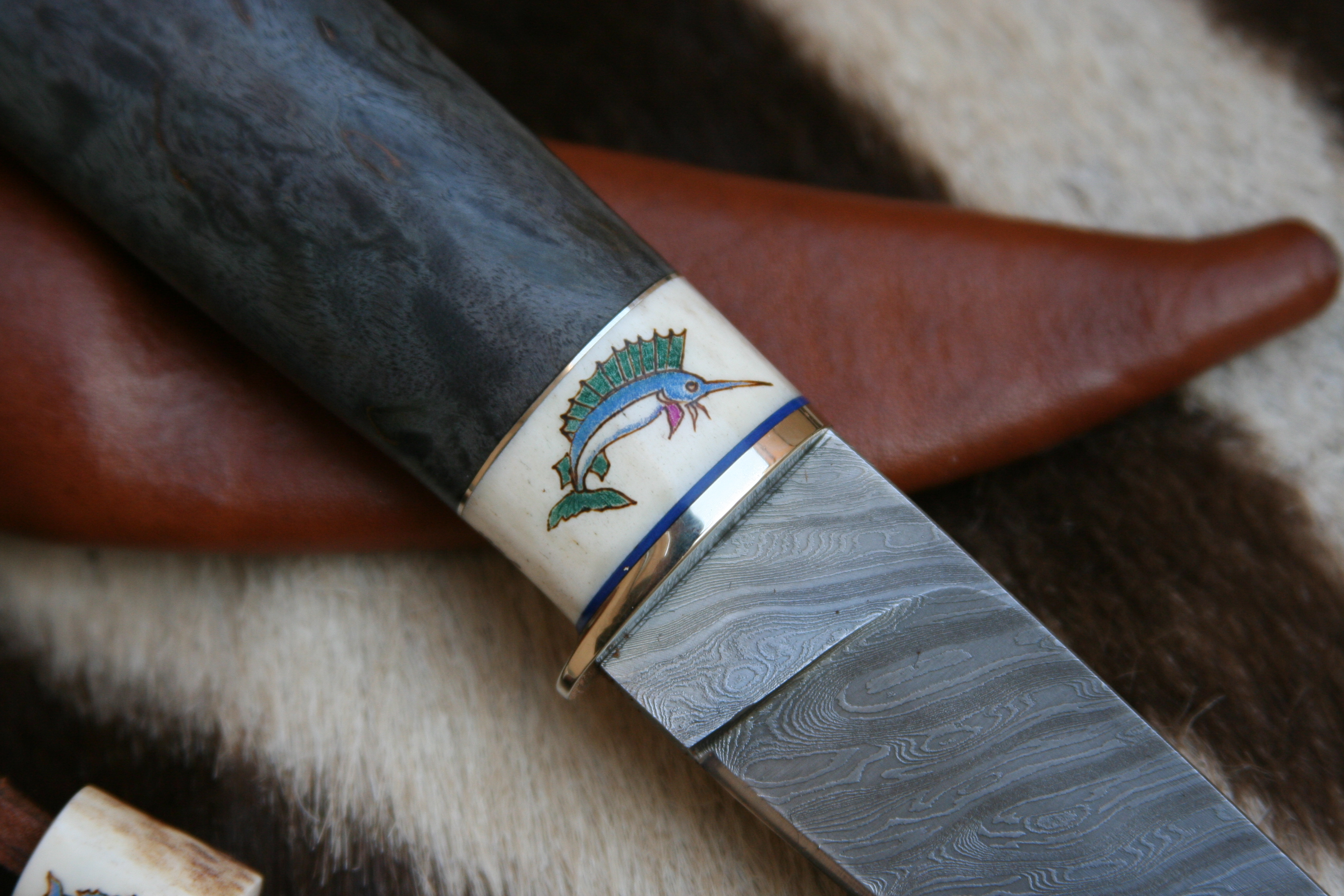 Blue Marlin Scrimshawed High Vanadium Damascus Custom Hunter - 6