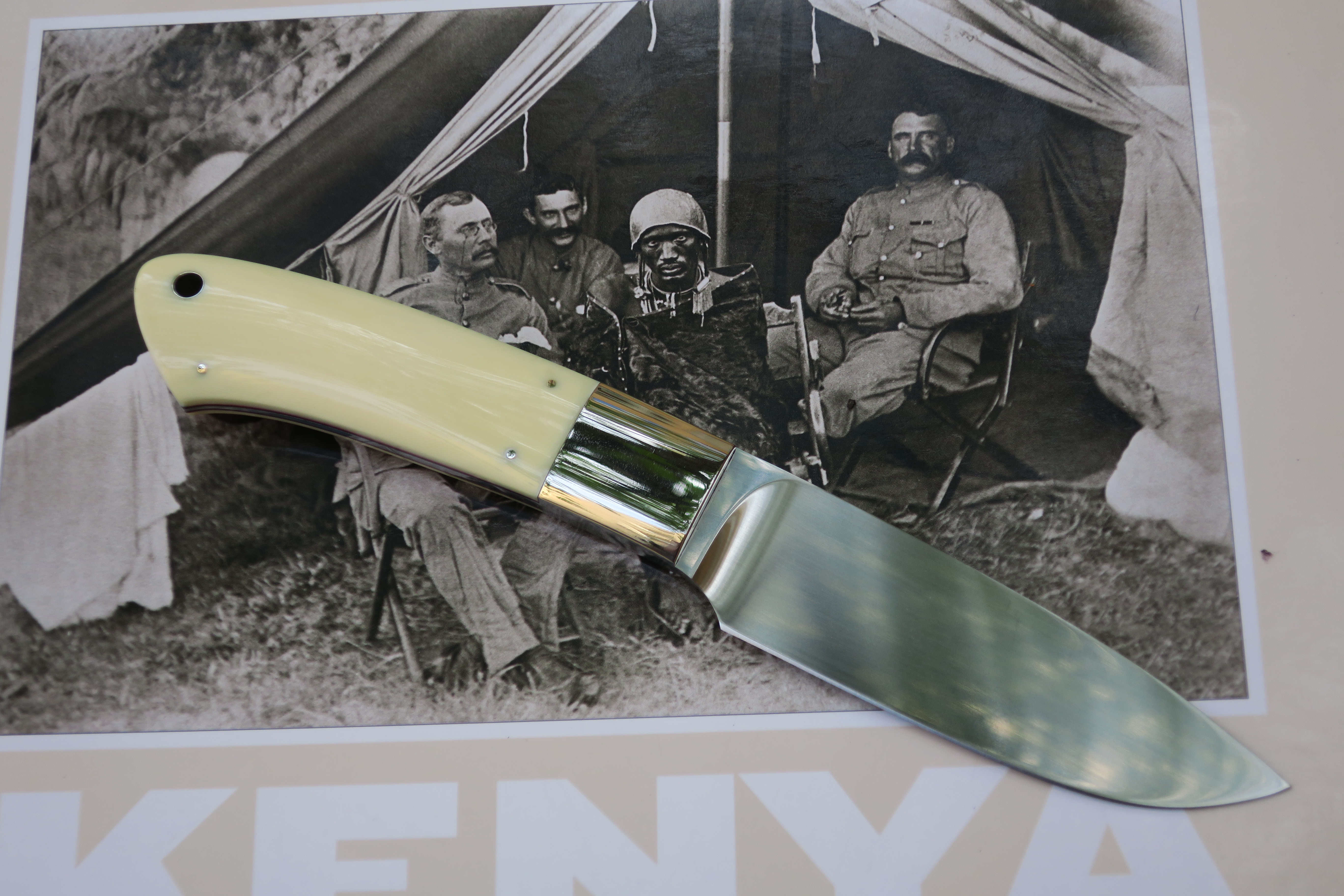 Hippo Tooth Drop Point Hunter      ** Very Rare ** - 2