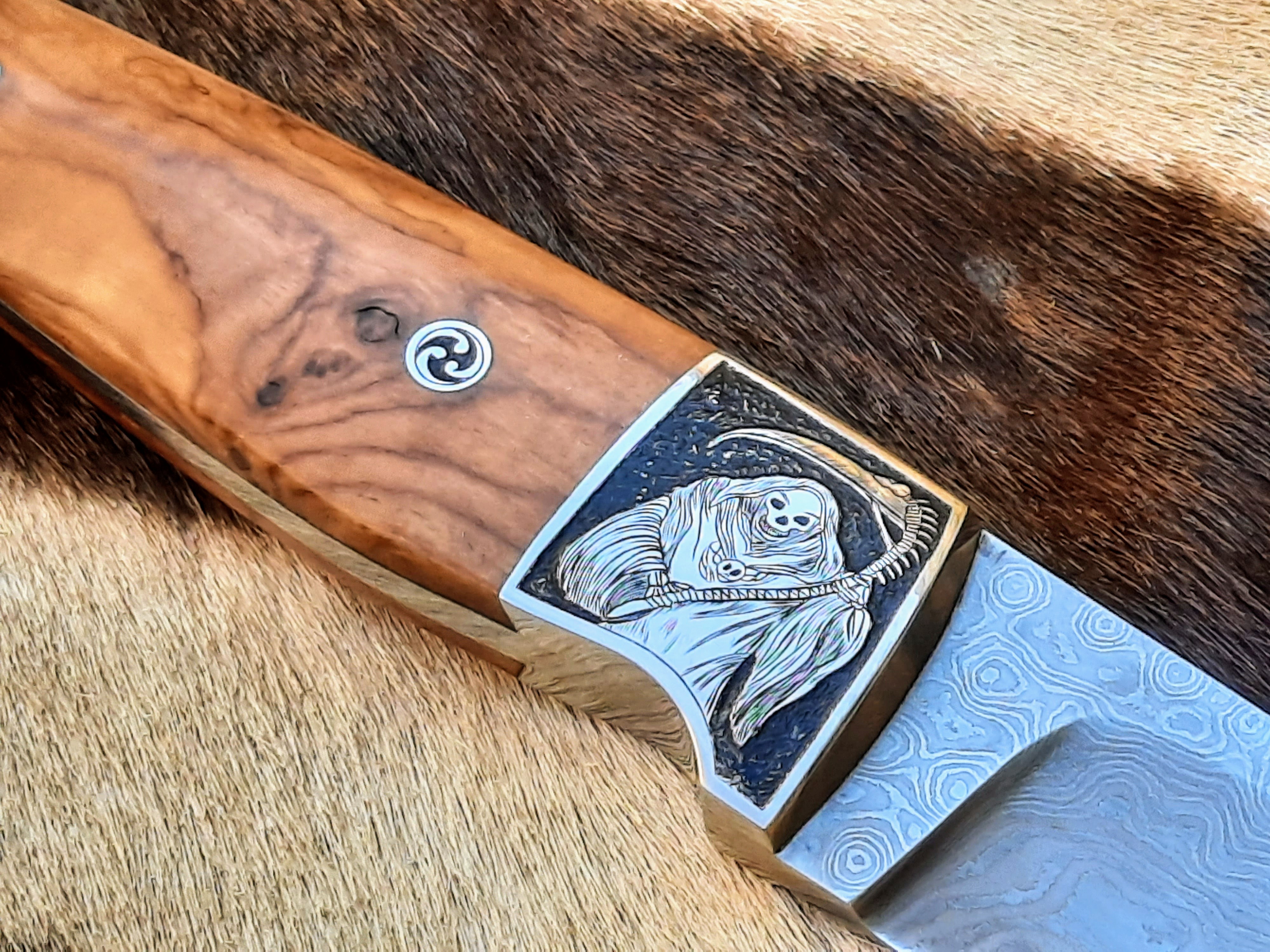 ONCE OFF CUSTOM   'Grim Reaper' Hunter Wild Olive Wood Handle /Damascus Blade SÅLD! - 2