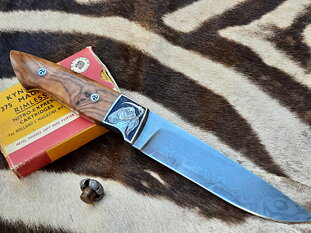 ONCE OFF CUSTOM   'Grim Reaper' Hunter Wild Olive Wood Handle /Damascus Blade SÅLD!