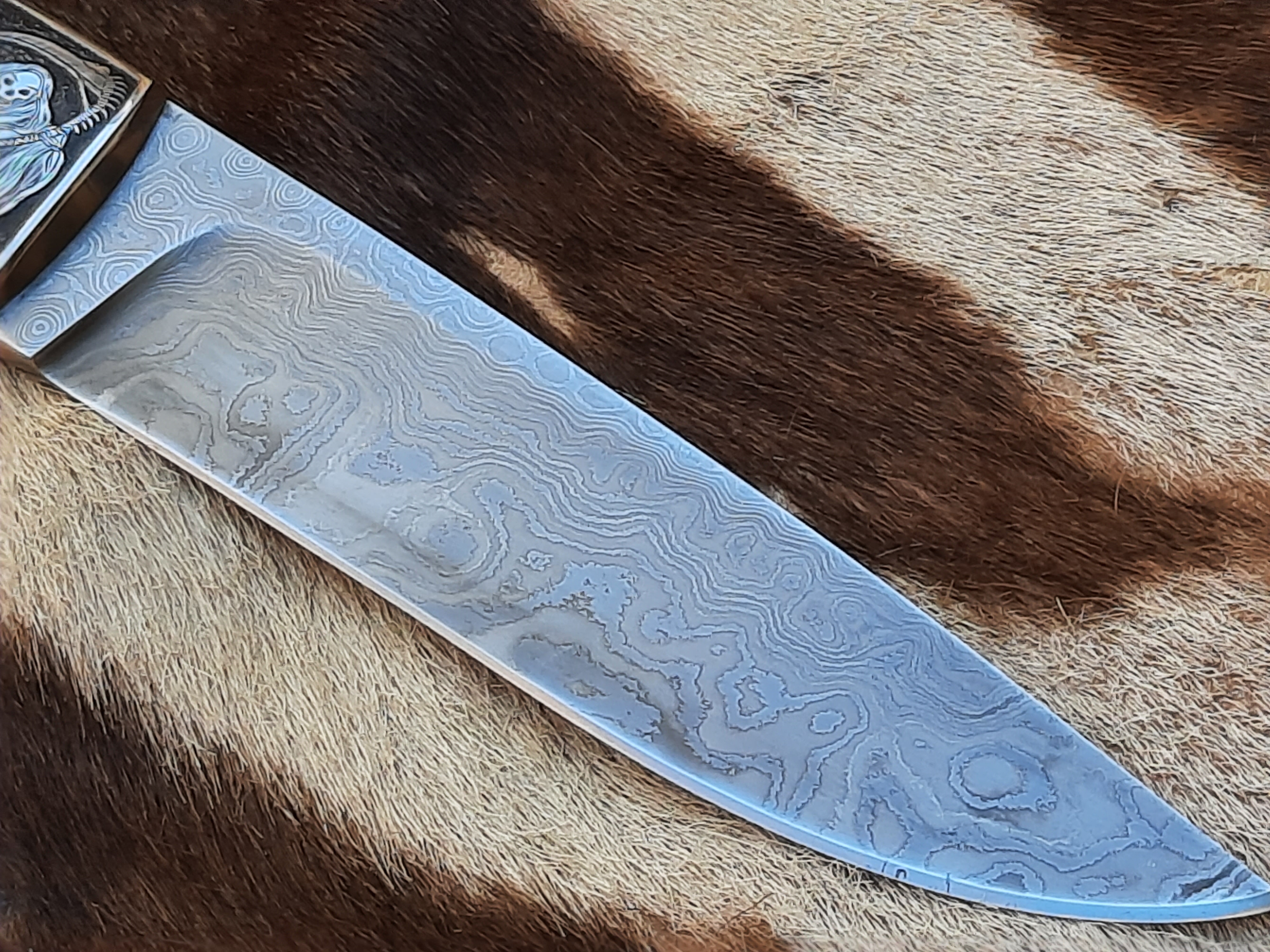 ONCE OFF CUSTOM   'Grim Reaper' Hunter Wild Olive Wood Handle /Damascus Blade SÅLD! - 7