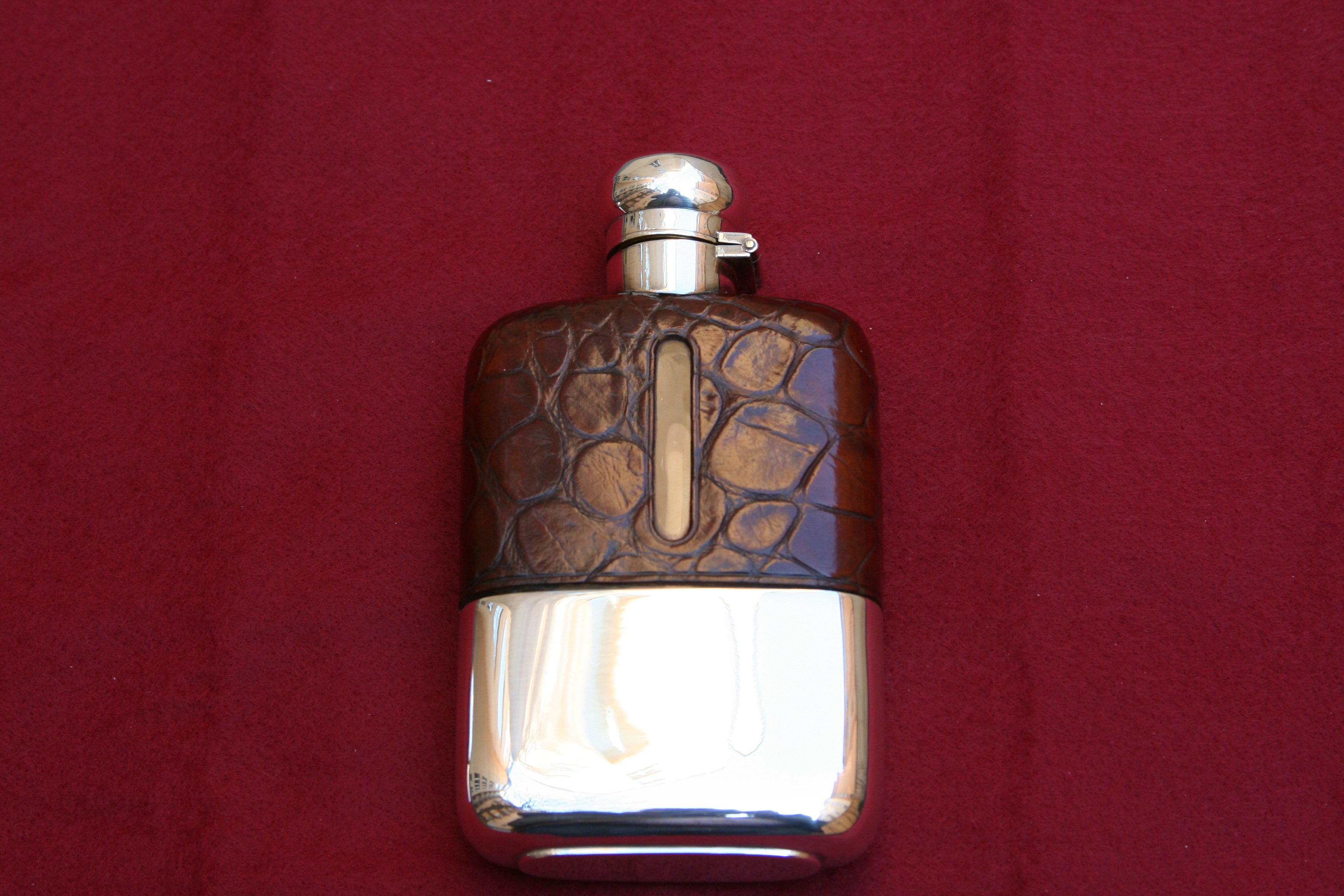 Hip Flasks - Vackra pluntor i silver, pläter och läder - 8