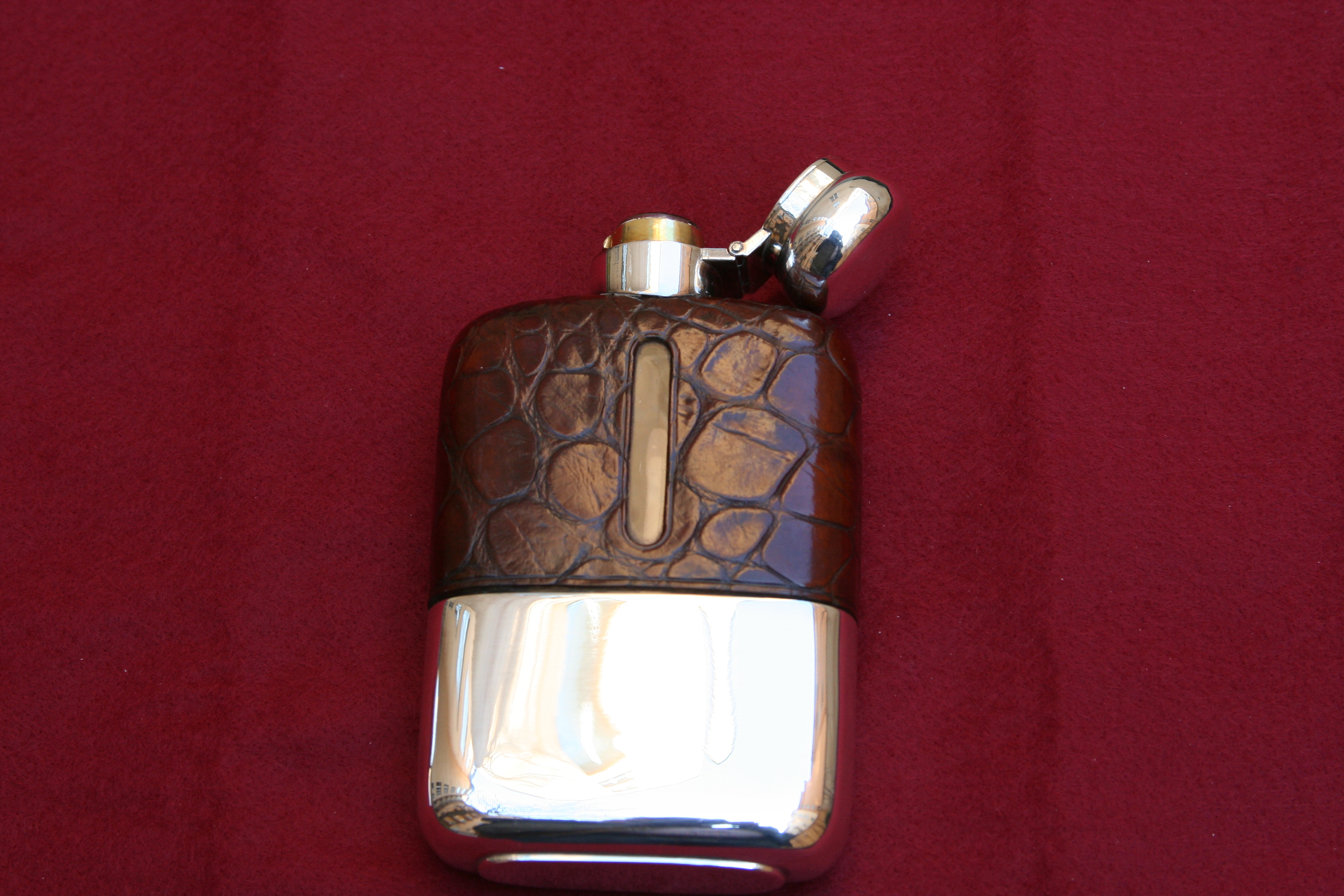Hip Flasks - Vackra pluntor i silver, pläter och läder - 10
