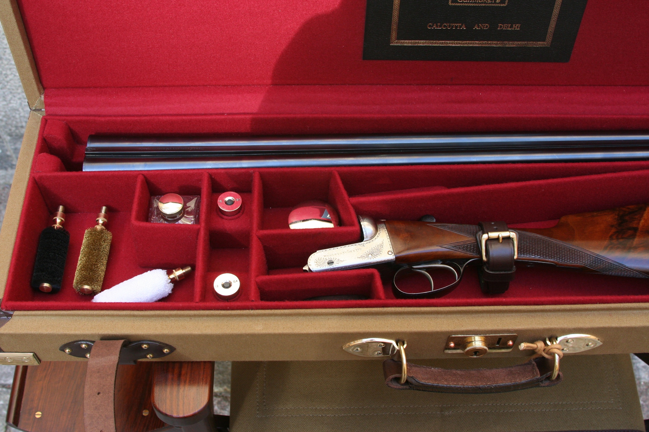 Case i Oak and Canvas - Fullutrustad